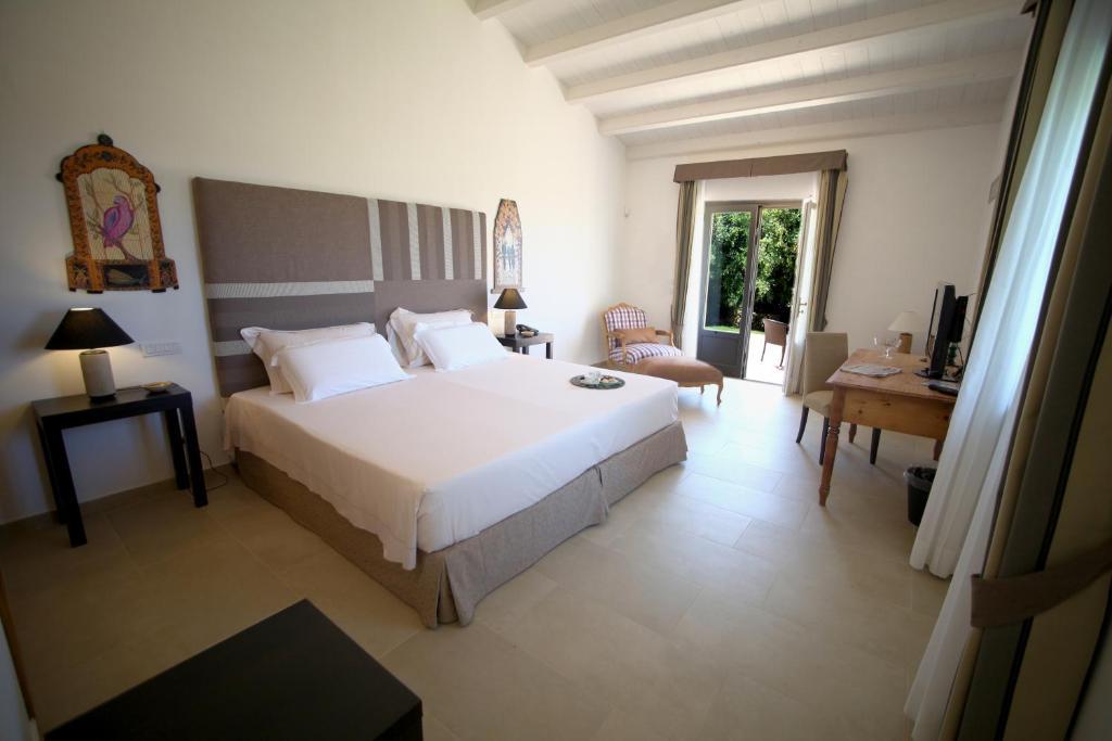 Antica Locanda Del Golf Ragusa Cameră foto